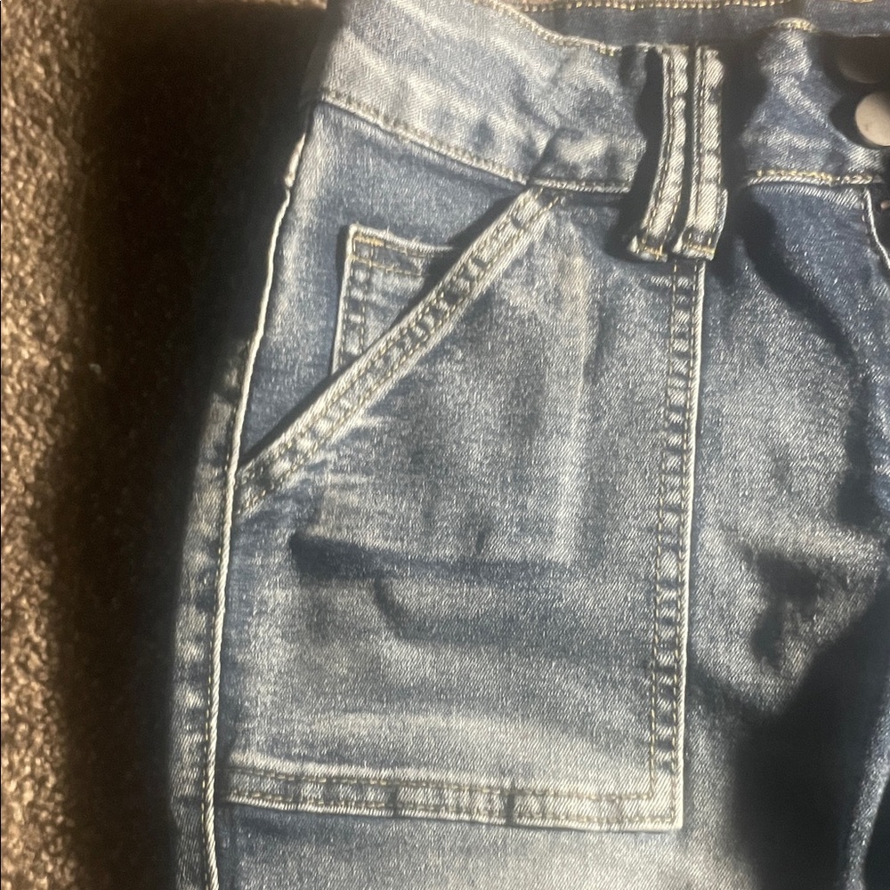 Classic Blue Women's Jeans - Picture 4 of 6